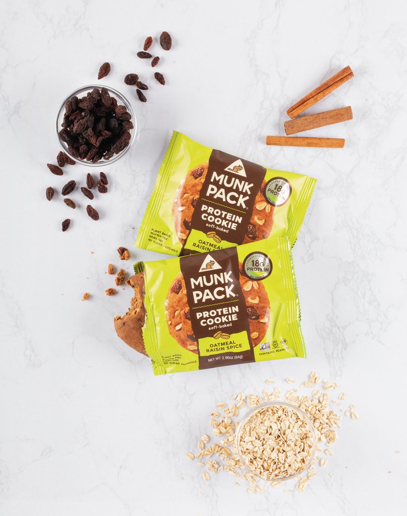 Munk Pack Protein Cookie: Oatmeal Raisin Spice